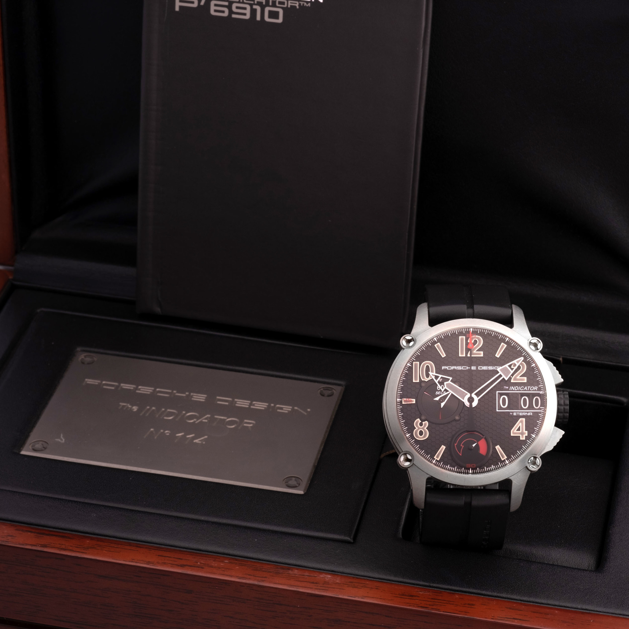 Porsche Design Indicator P6910 Titanium Black 2010 | Important