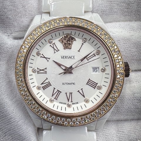 8月限定値下げ！VERSACE 01AC1 ホワイトセラミック 腕時計 8月限定値下げ！VERSACE 01AC1 ホワイトセラミック 腕時計
