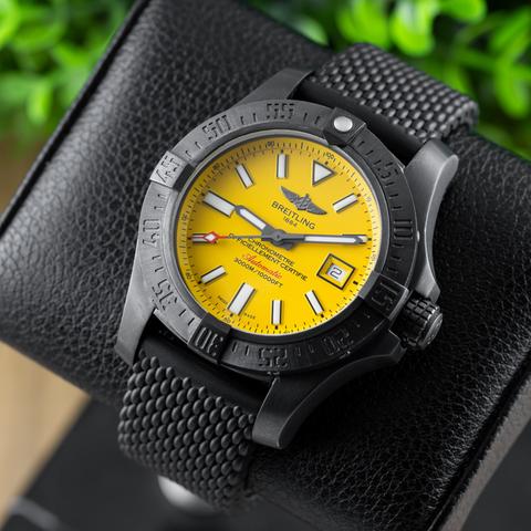Breitling Avenger M17331 Stainless steel Golden United States