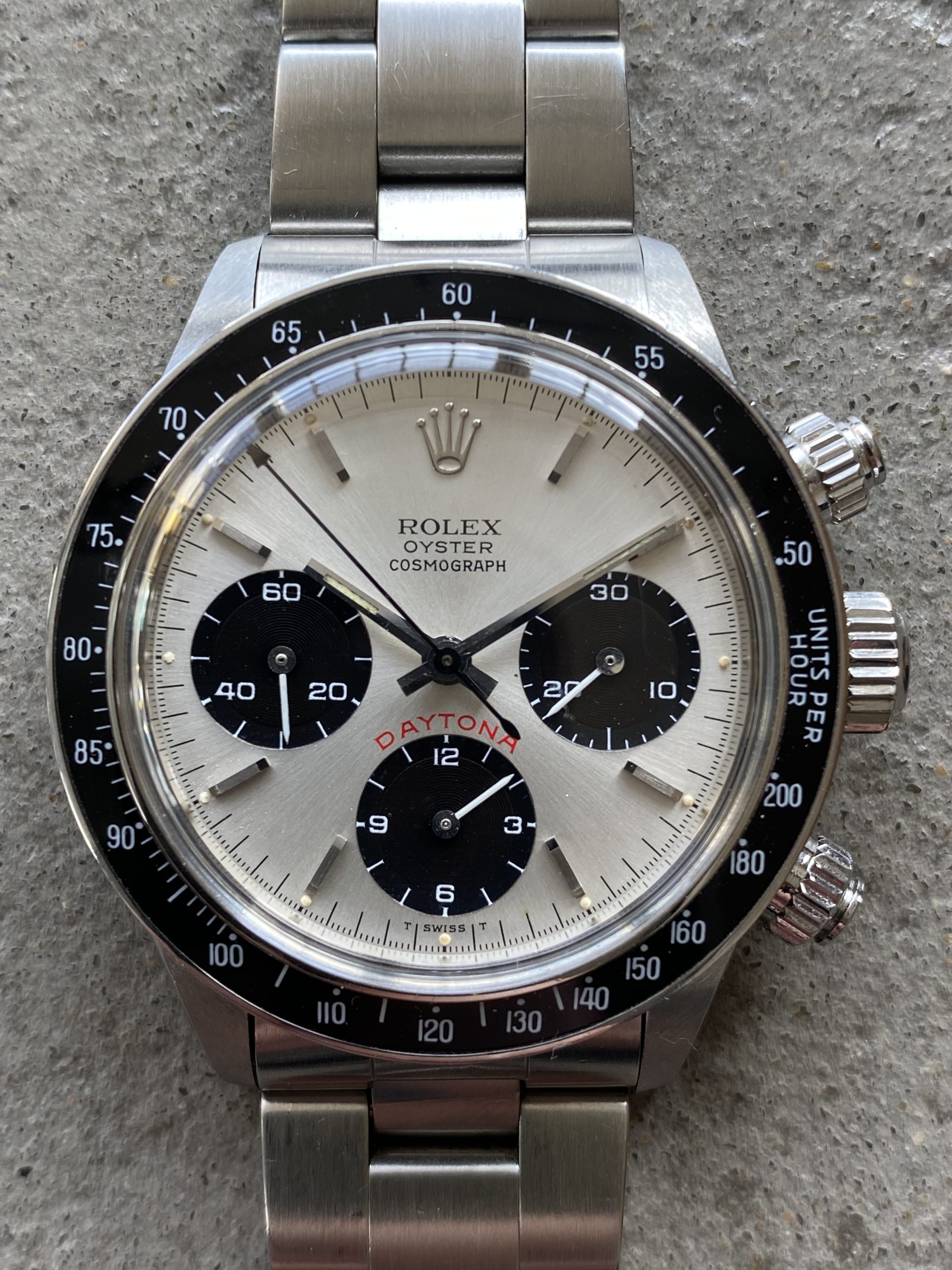 ムーン・デラックス Rolex Daytona 6263 Stainless steel Silver 1980 | Dealer | EveryWatch