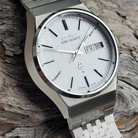 【希少】SEIKO 0853-8005 KING QUARTZ 1976年6月製 File:Seiko King Quartz 0853-8005, 1976.jpg - Wikimedia Commons