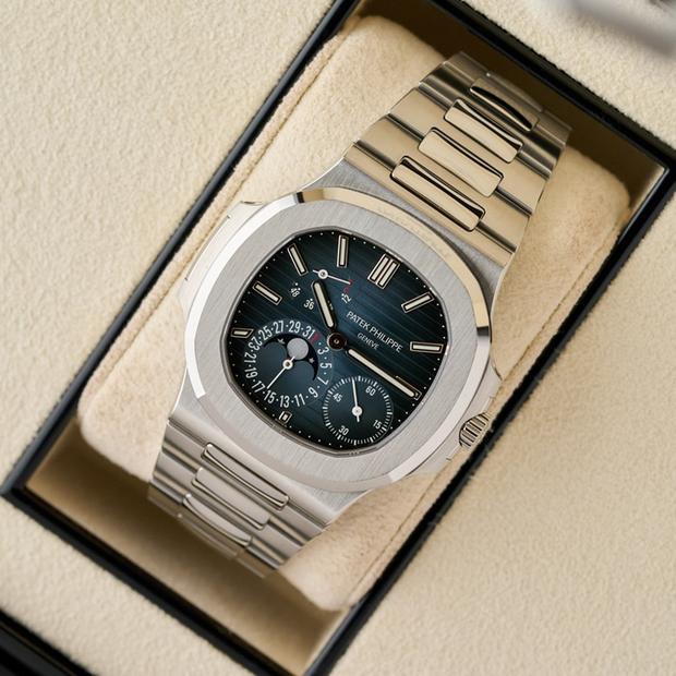patek-philippe-nautilus-