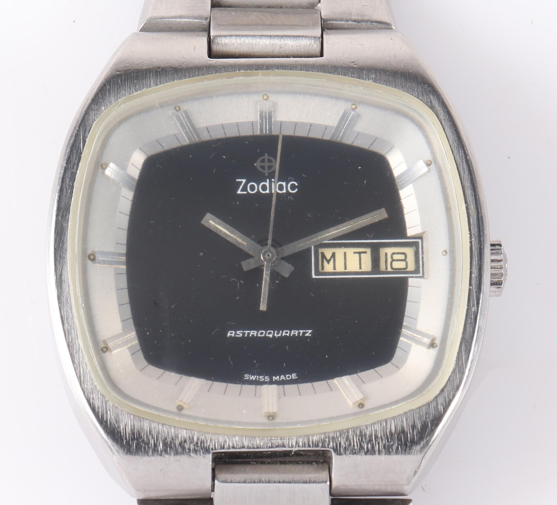 Zodiac Astroquartz 942-907 Stainless steel Black and Silver 1970 Zodiac Astroquartz 942-907 Stainless steel Black and Silver 1970