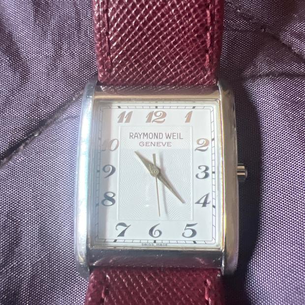 稼働　珍品　RAYMOND WEIL 9973 ジュネーブ腕時計 ホワイト文字盤 Raymond Weil Don Giovanni 9973/1 Stainless steel White Spain