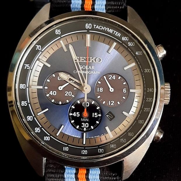 Seiko Chronograph V175-0EN0 Stainless steel Blue 2020 Australia