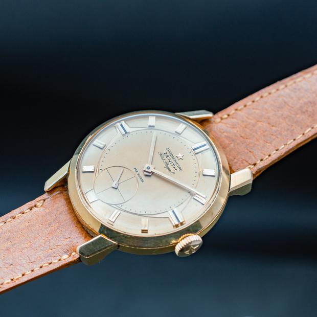 オーストリア=ハンガリー帝国　トロフィー? 豪華　エナメル Zenith Port Royal 135 Rose gold Champagne 1950 Italy | Dealer
