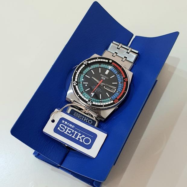 Seiko Seiko 5 6119-6050 Black 1969 Australia | Dealer | EveryWatch