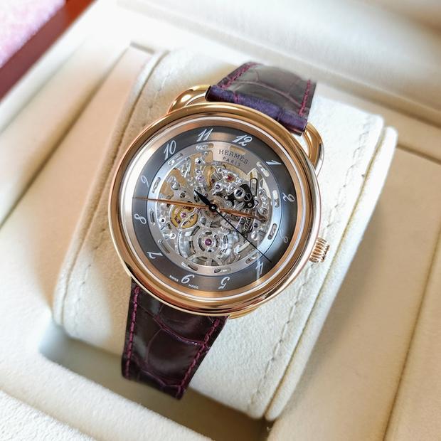 hermes-arceau-ar6-77a33317746.jpg
