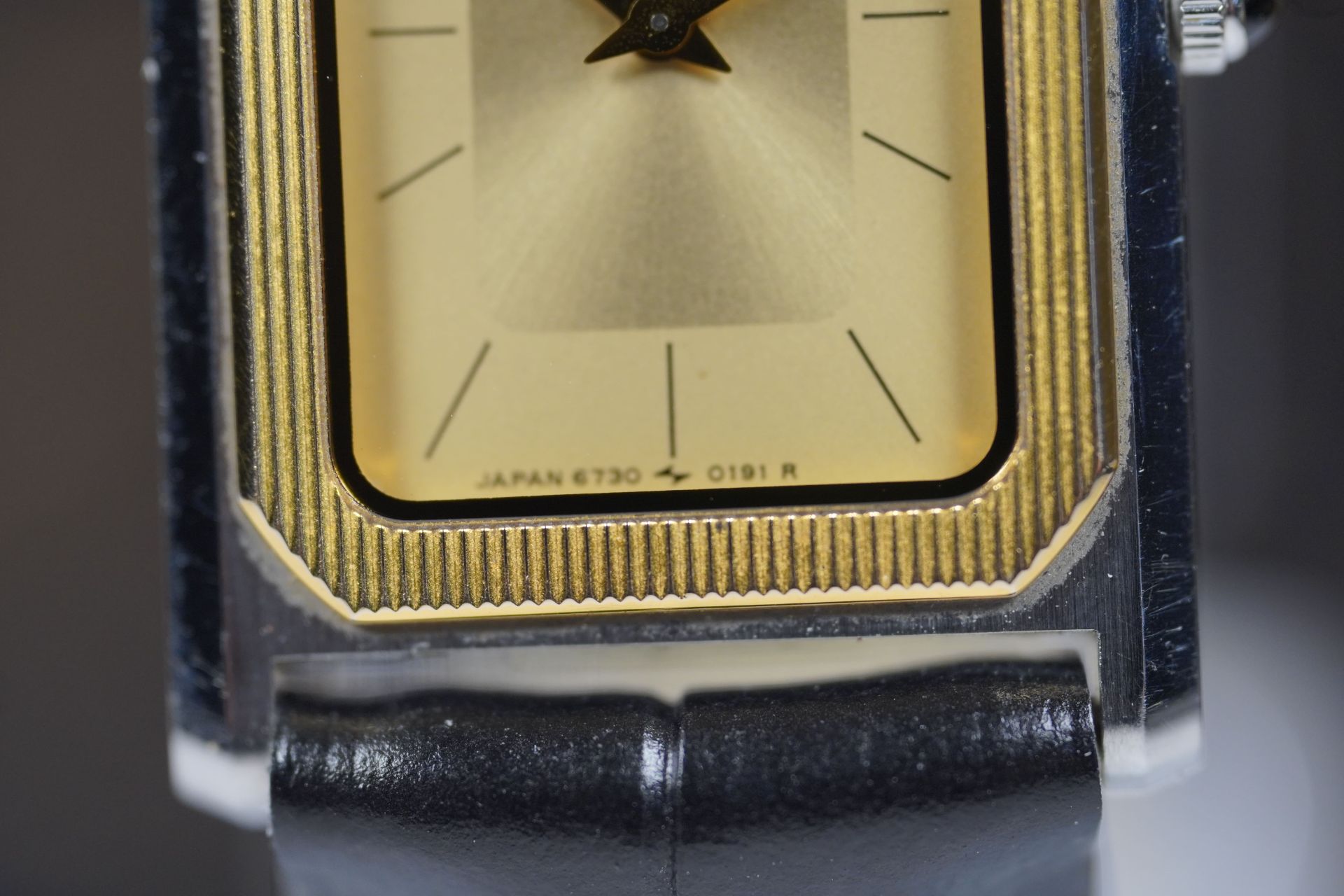 電池新品 セイコー ハナエモリ コラボ リバーシブル 腕時計 2N20-0070 Yahoo!オークション -「ハナエモリ hanae mori」(セイコー) (さ