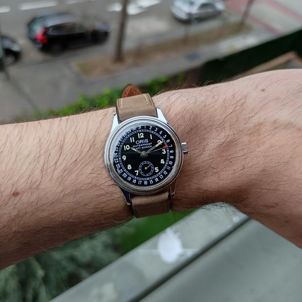 oris-big-crown-pointer-date-