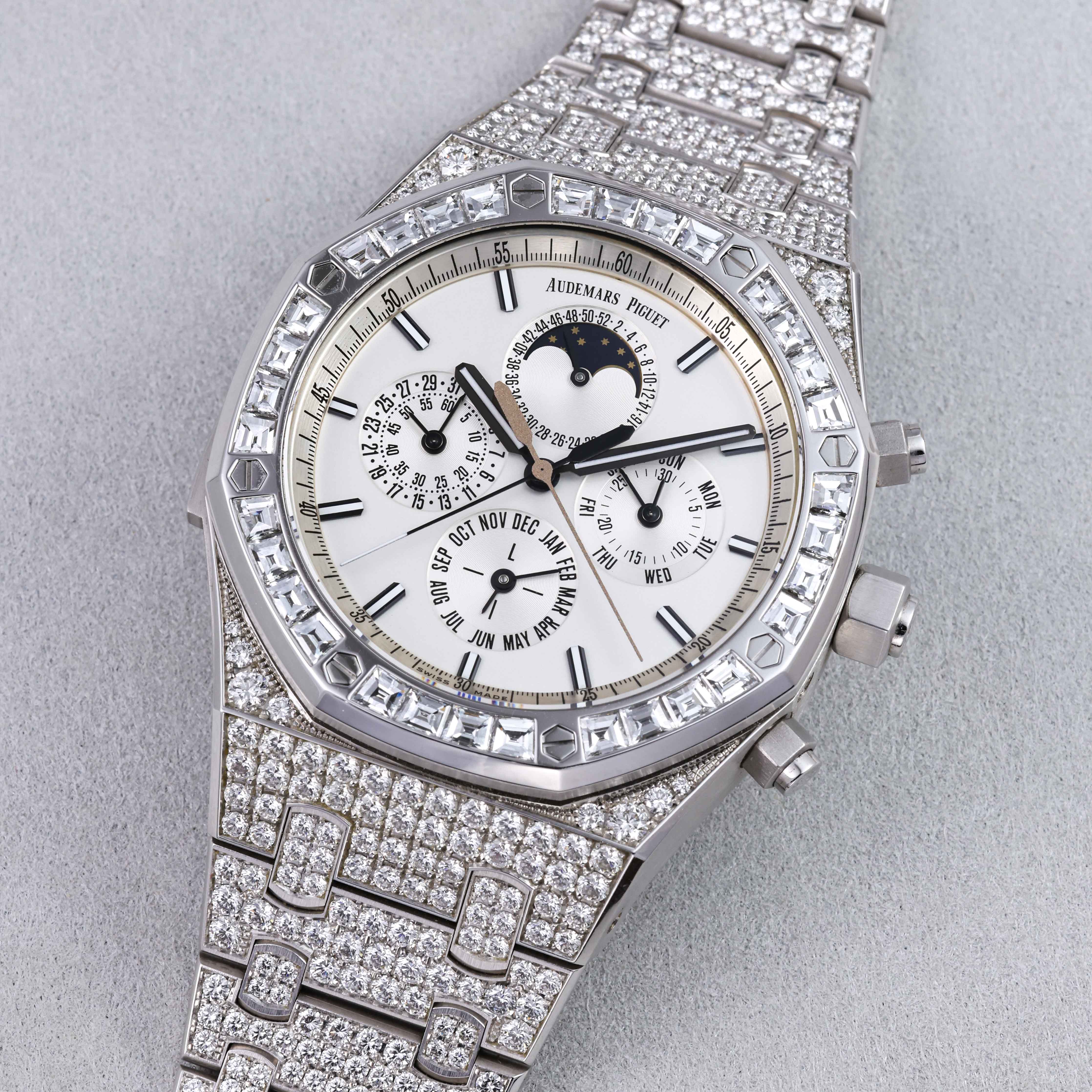 Audemars Piguet Royal Oak 26222BC.ZZ.1197BC.01 White gold
