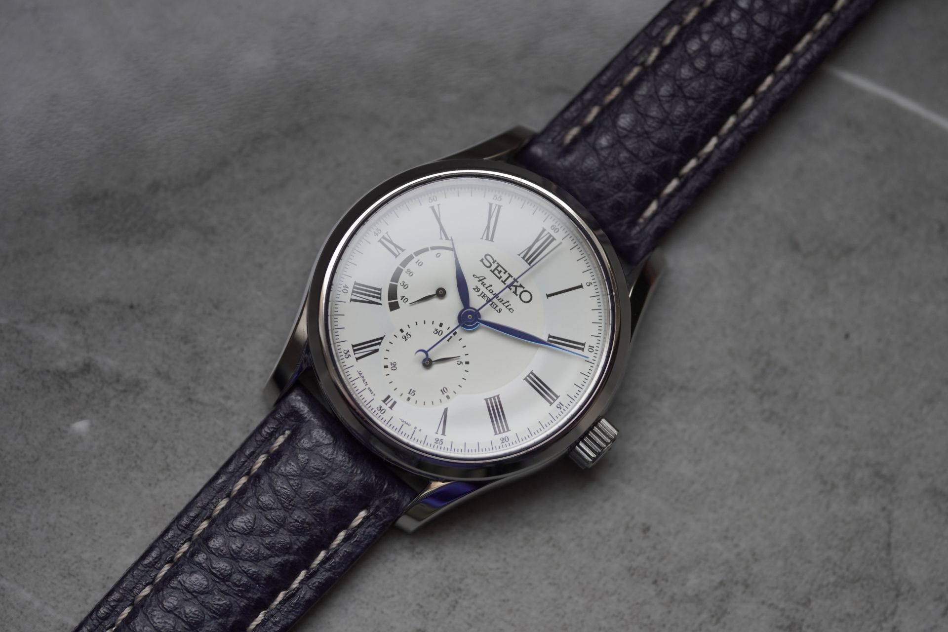 Seiko Presage 4R39-00W0 Stainless steel White Japan | Dealer