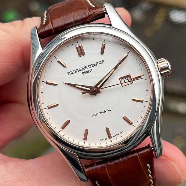 Frederique Constant Classics FC-303X6B4/6 Stainless steel White