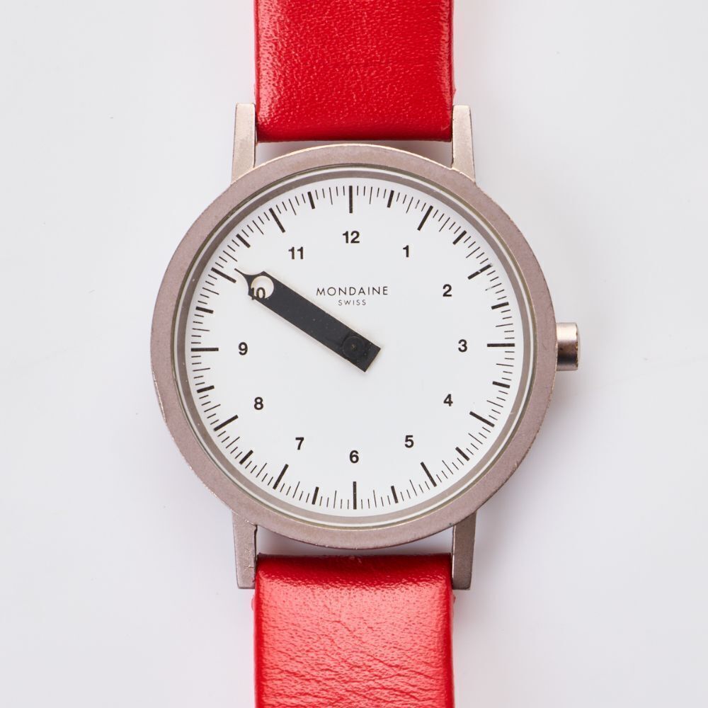 mondaine39414176.jpg