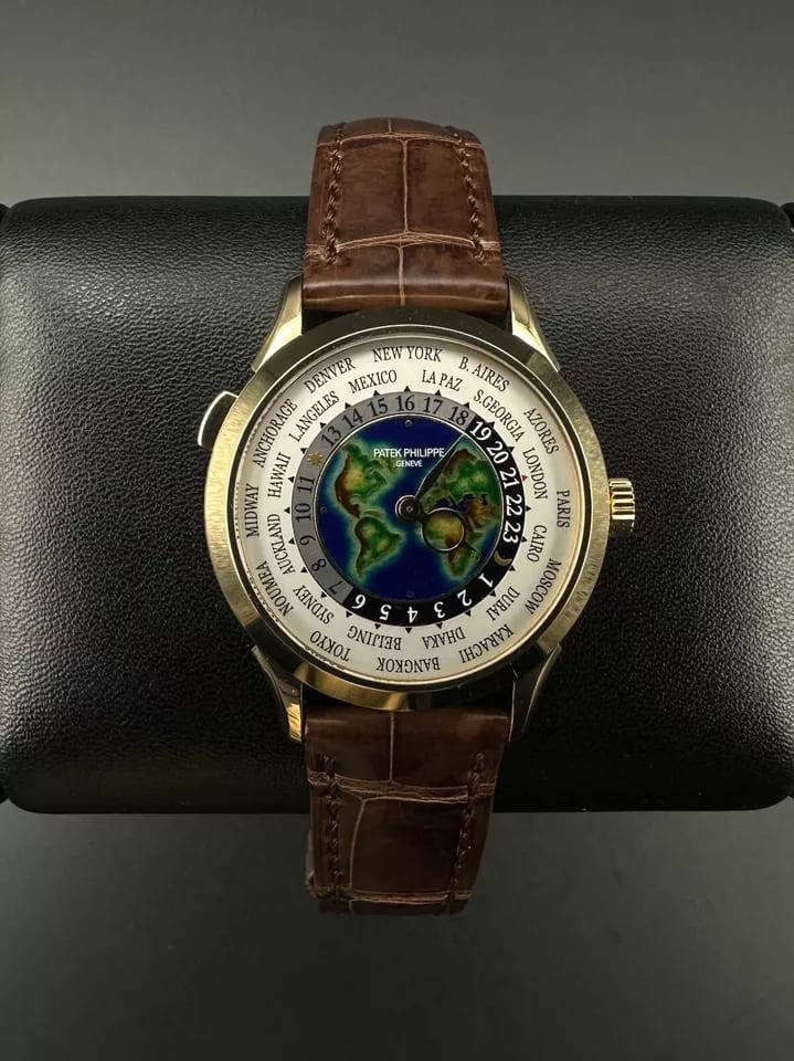 Patek Philippe World Time 5231J-001 Yellow gold White 2019