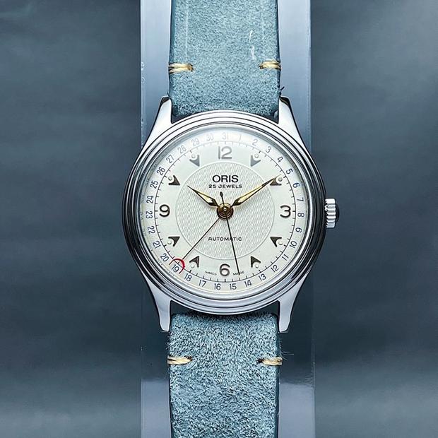 oris-pointer-date-747044025868.jpg