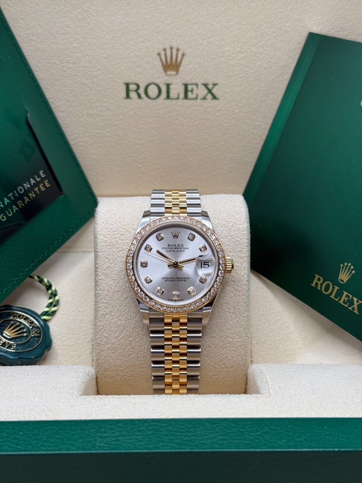 Rolex Datejust 6609 Yellow gold Silver 1950 | Important Collectors