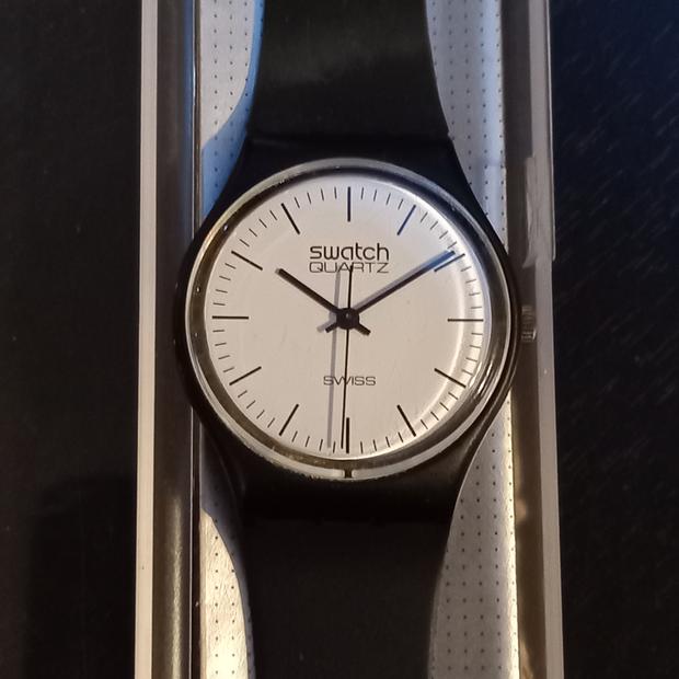 Swatch GB100 1983 Dealer EveryWatch