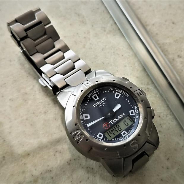 Tissot Touch Z252/352 Stainless steel Black | Dealer | EveryWatch