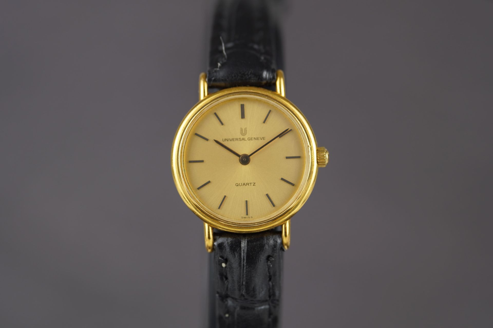 Universal Genève 945.720 117C White 1997 | Dealer | EveryWatch