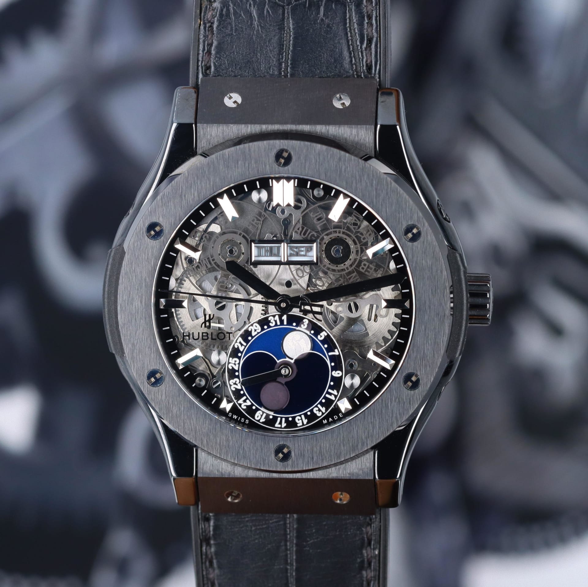 Hublot Classic Fusion 517.CX.0170.LR Ceramic Gray Japan | Dealer 