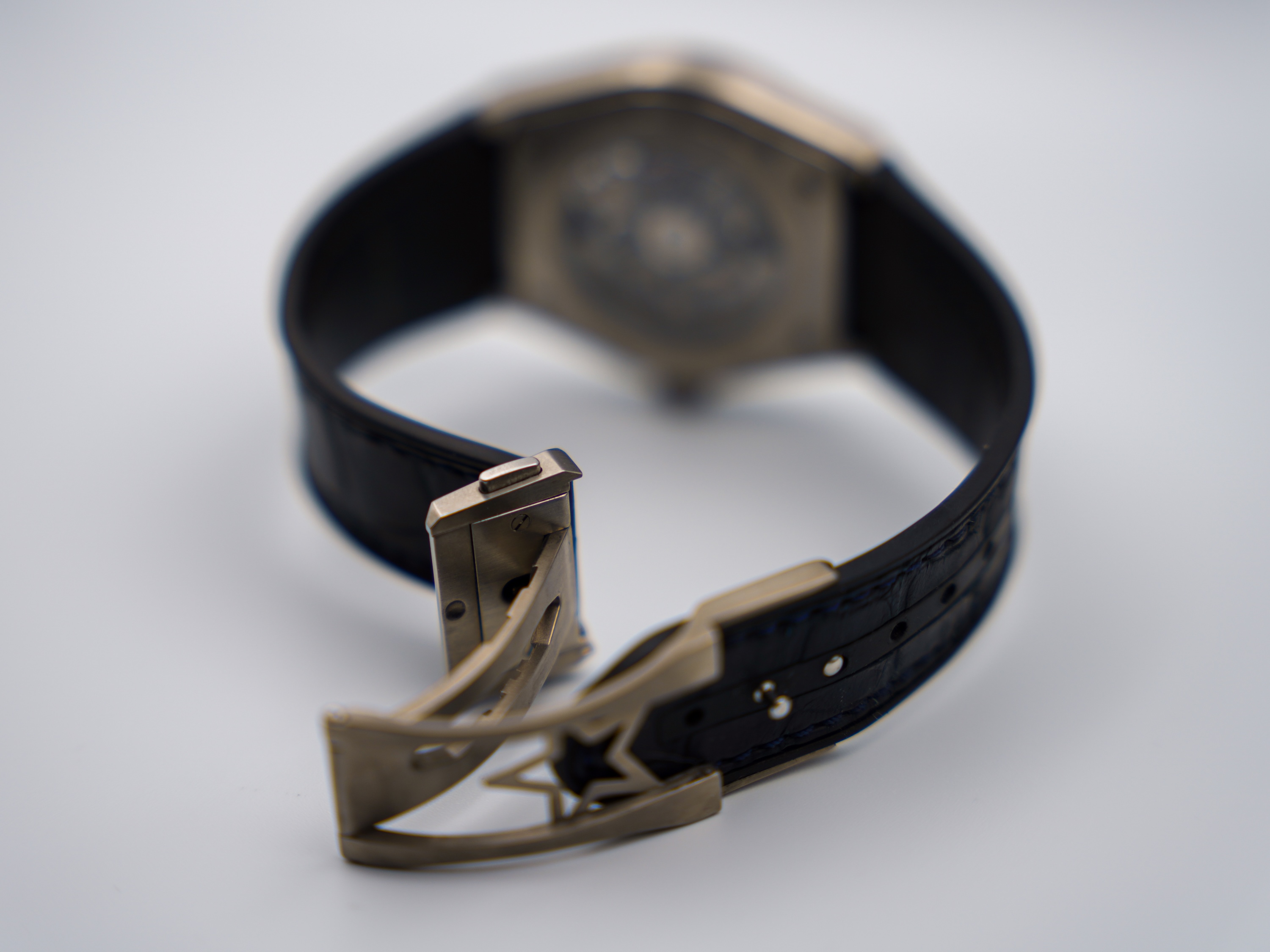 あお　0409 Zenith Defy Classic Titanium Blue Dial & Leather Strap