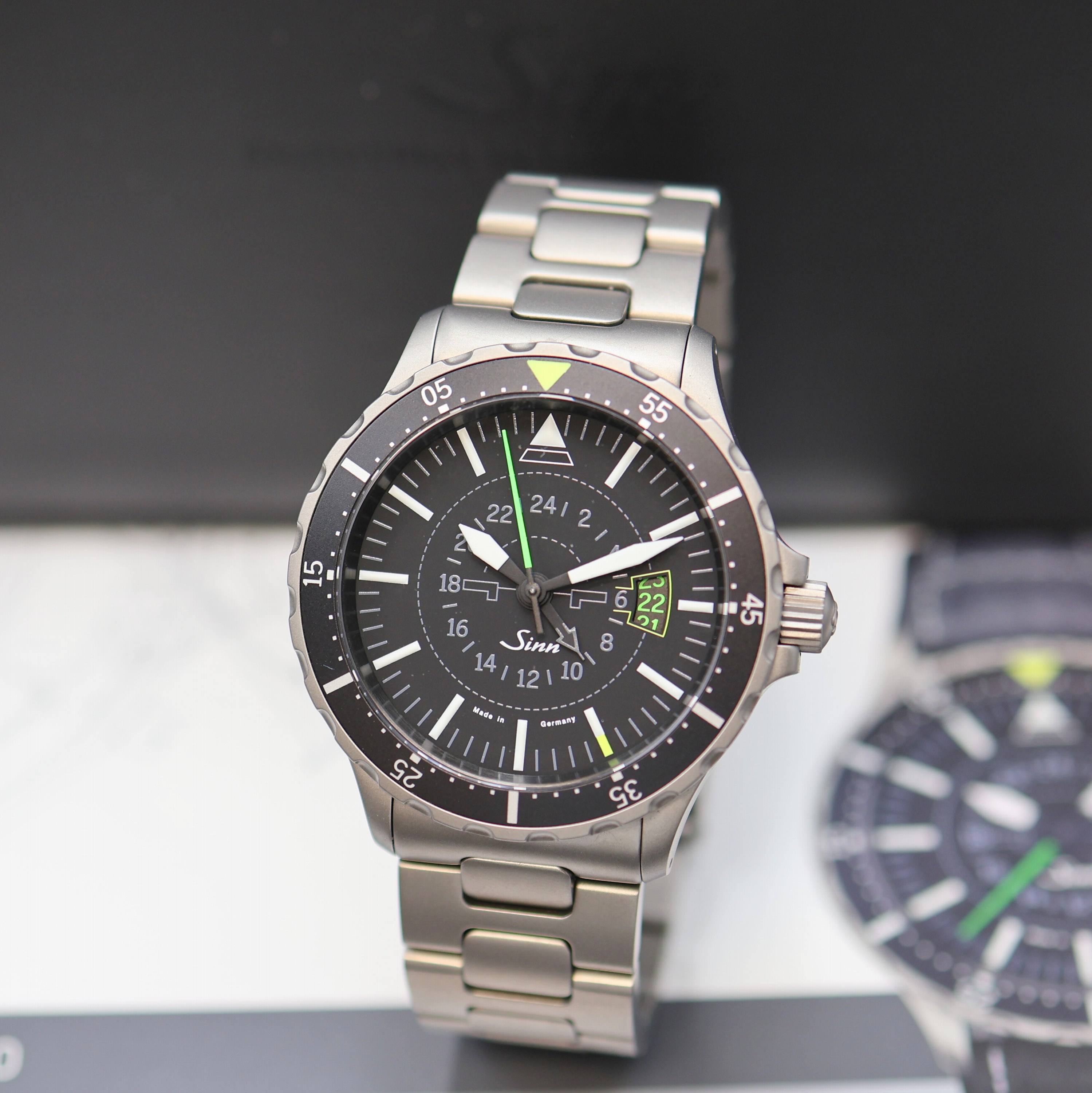 Sinn 244.TI.I Titanium Black | Dealer | EveryWatch