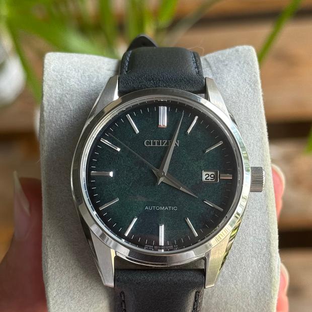 Citizen NB1060-12L Stainless steel Blue France | Dealer | EveryWatch