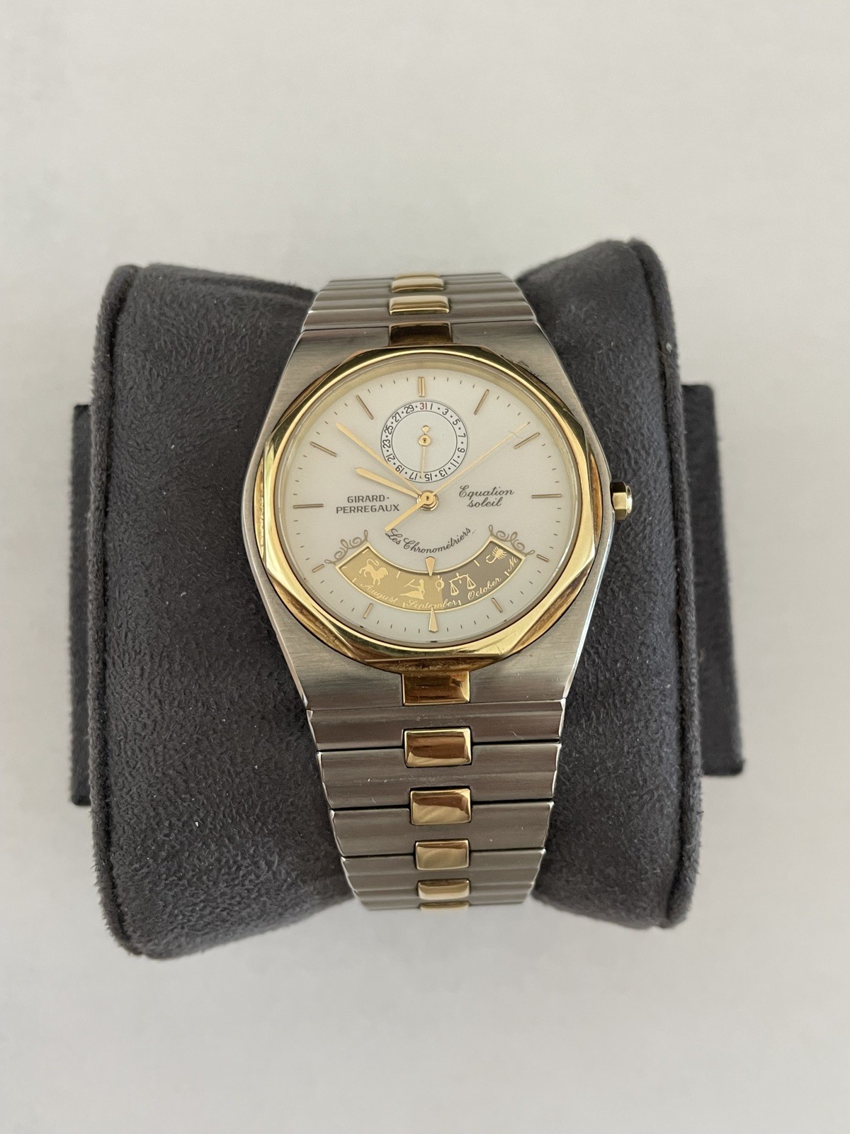 Girard-Perregaux Equation Soleil 4266-4CAL-736-800 Stainless steel