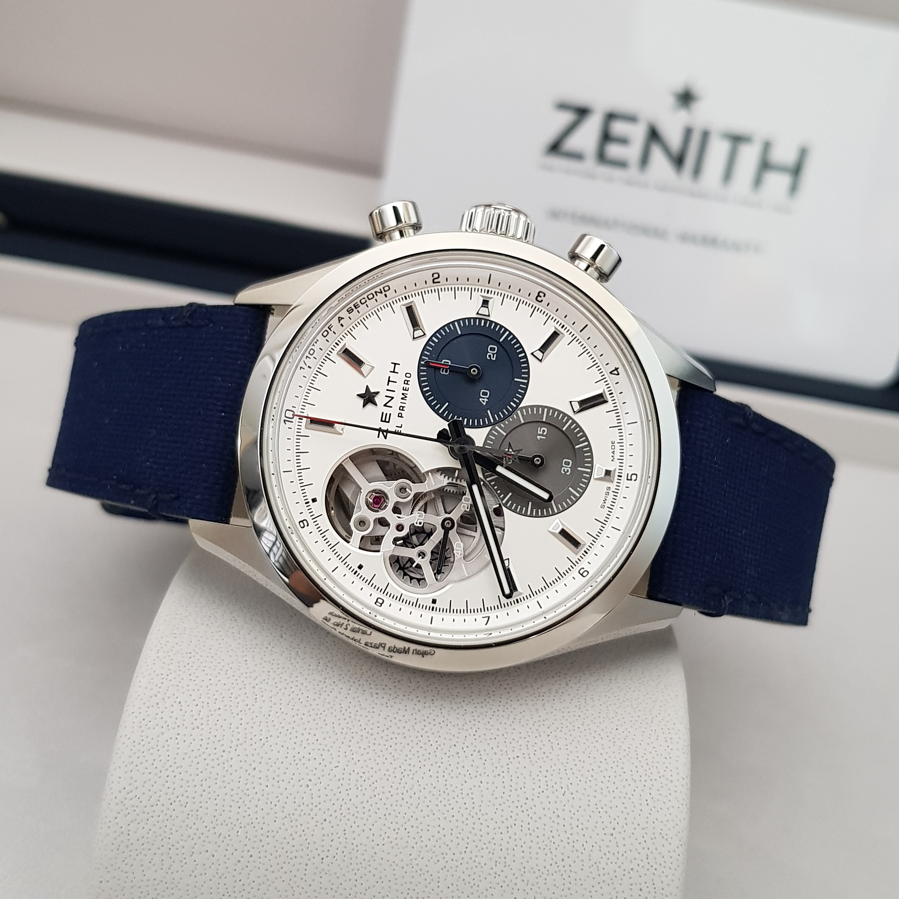 Zenith El Primero 17.0240.410/01 Rose gold | Dealer | EveryWatch