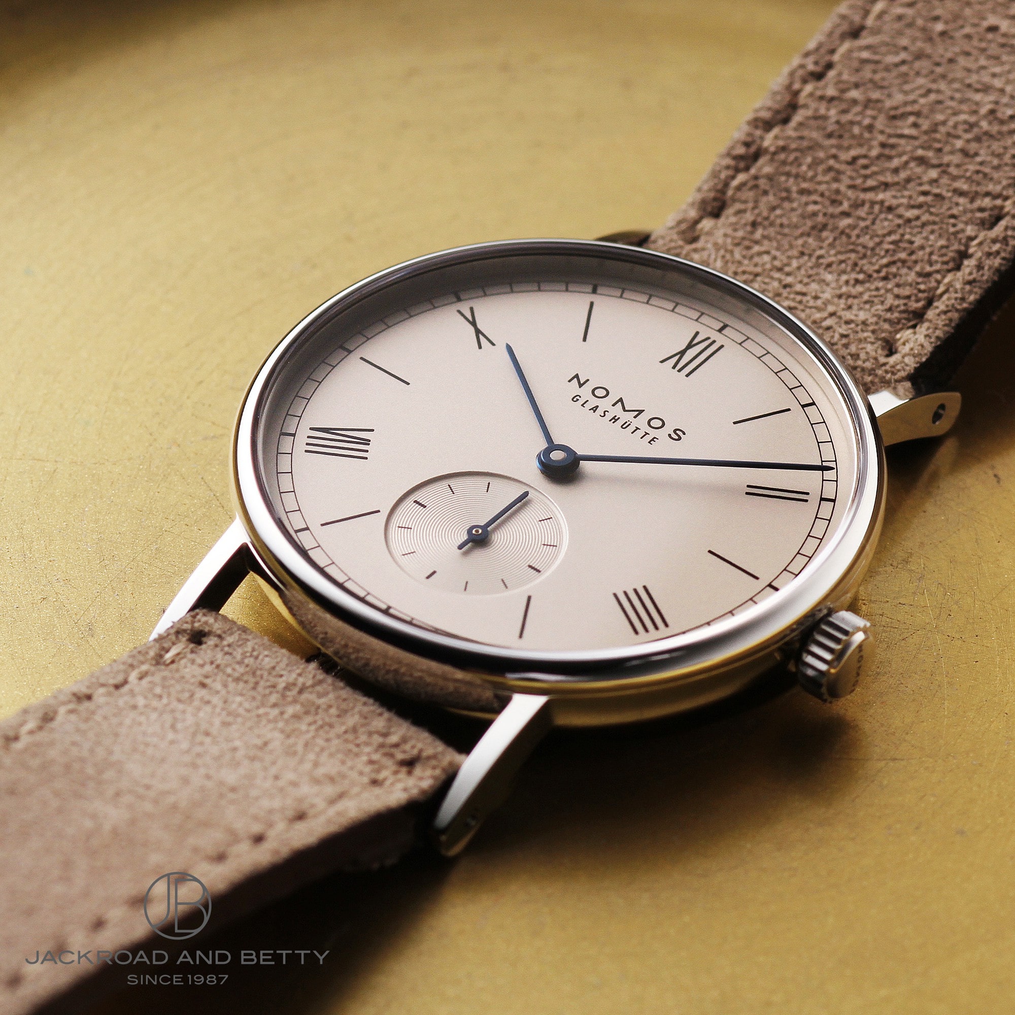 NOMOS Ludwig 244 Stainless steel White | Dealer | EveryWatch
