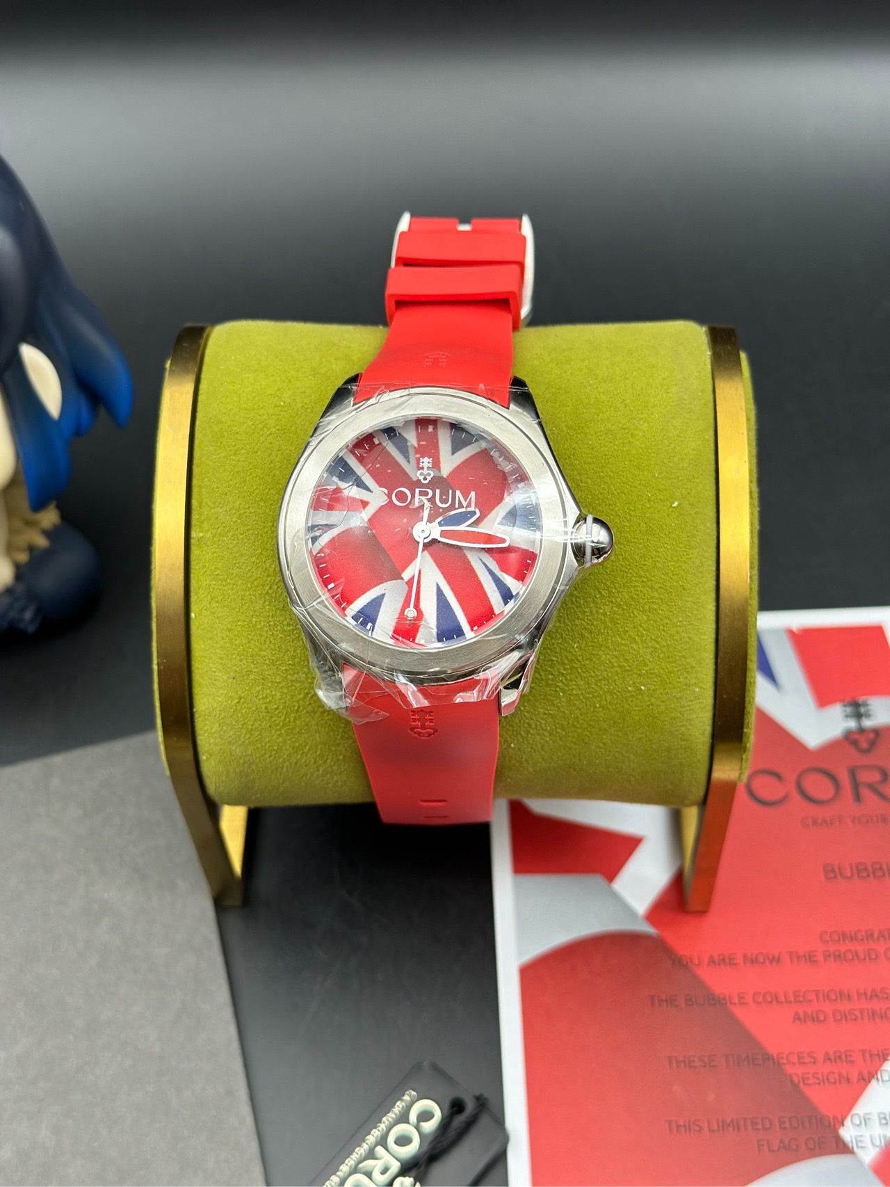 Corum Lion Heart 36800V23 Stainless steel 1980 | Dealer | EveryWatch