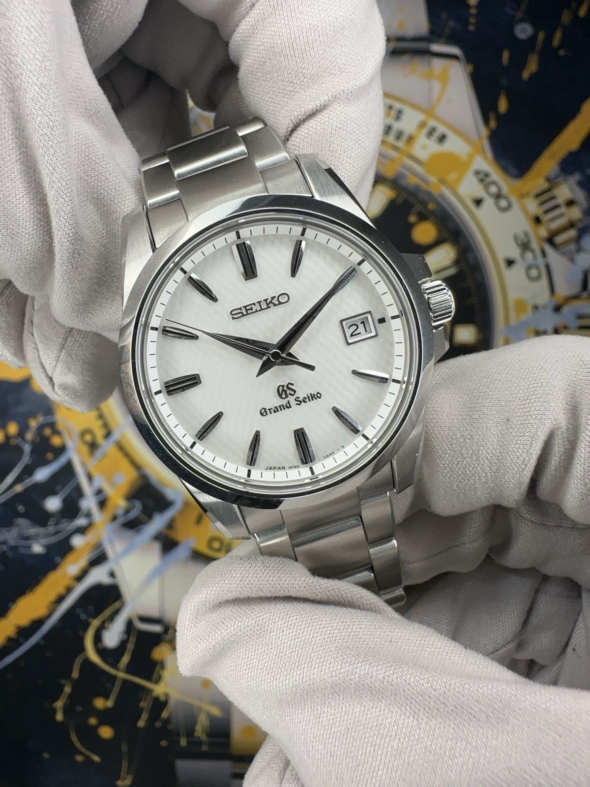 Seiko 5P31-5D40 White 1990 Indonesia | Dealer | EveryWatch