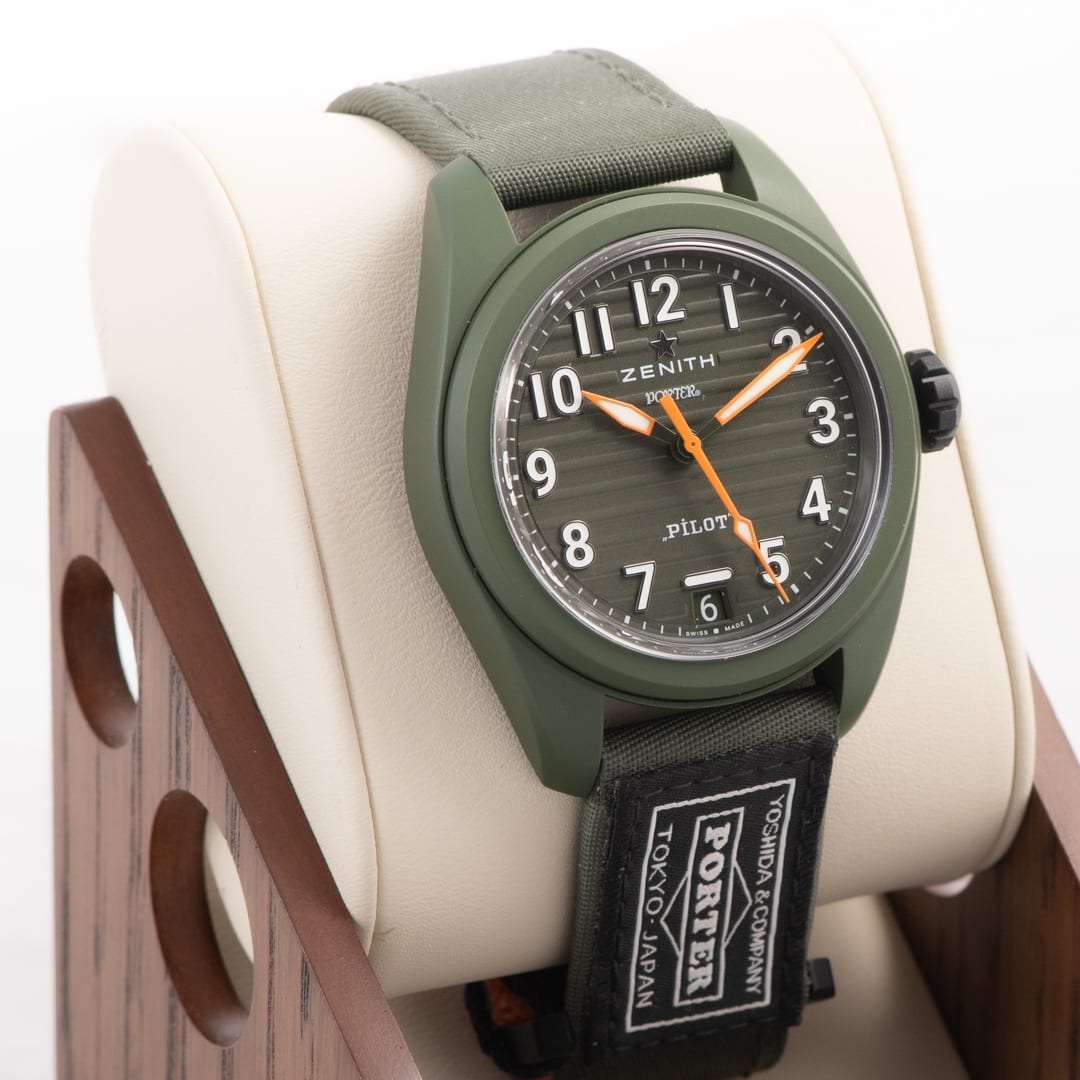 ブッチニー Zenith Pilot 49.4001.3620/63.I001 Ceramic Green 2025 United States