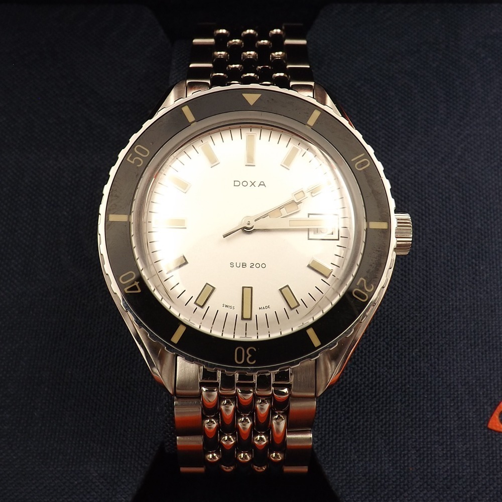 Doxa 11601-3 1960 | Dealer | EveryWatch