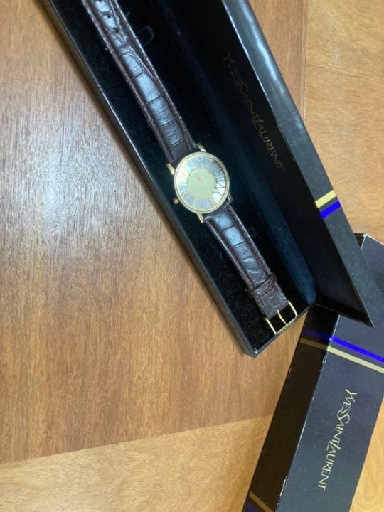 Yves Saint Laurent 5421-H18687Y Stainless steel Black Japan