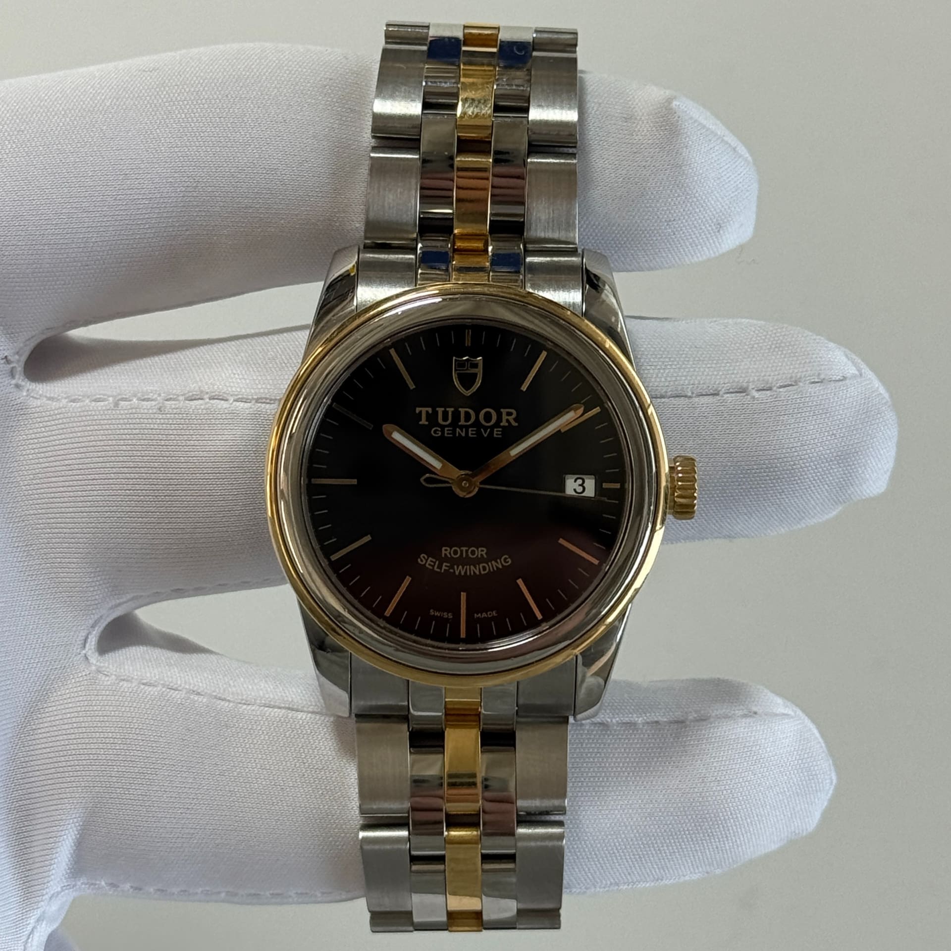 Tudor Glamour 55003-0007 Yellow gold and Stainless steel Black 
