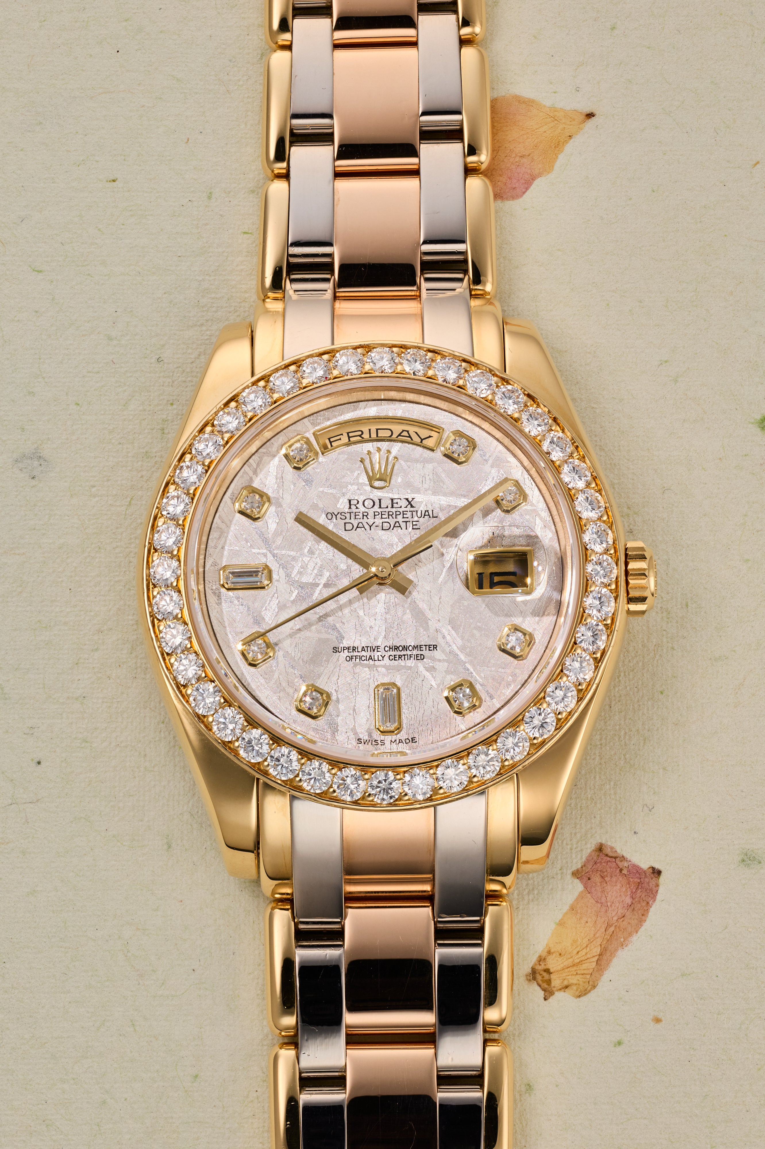 Rolex Day-Date 18948 Yellow gold Silver Japan | Dealer | EveryWatch