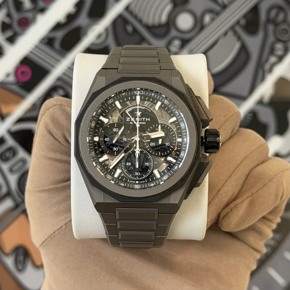 Zenith Defy Extreme 10.9100.9004/22.I200 Carbon fiber and Titanium