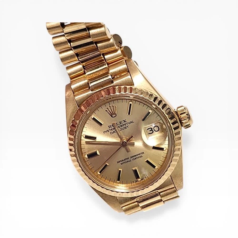 メルルです。 Rolex Lady-Datejust 6917 Plastic and Yellow gold Champagne 1981