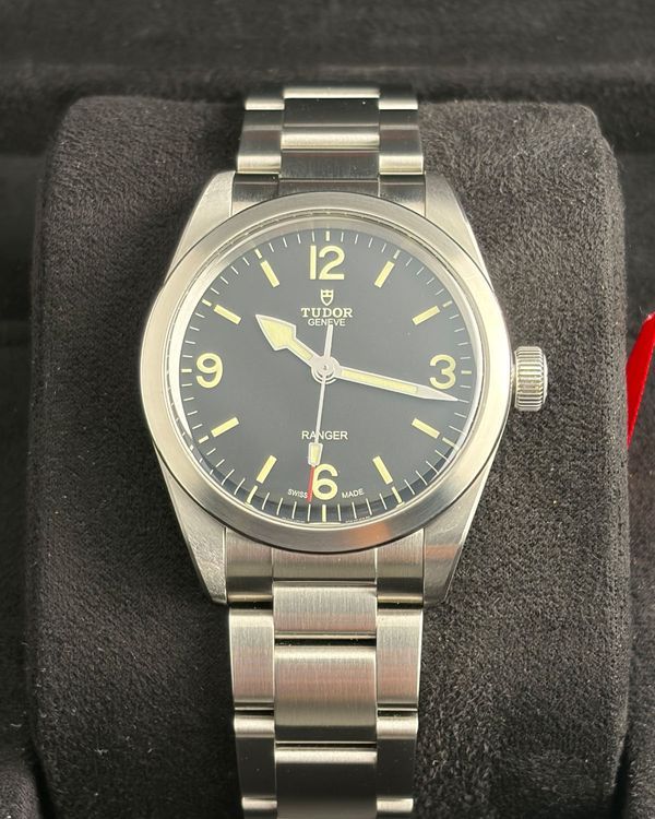 Tudor Ranger 7995/0 Stainless steel Black | Dealer | EveryWatch