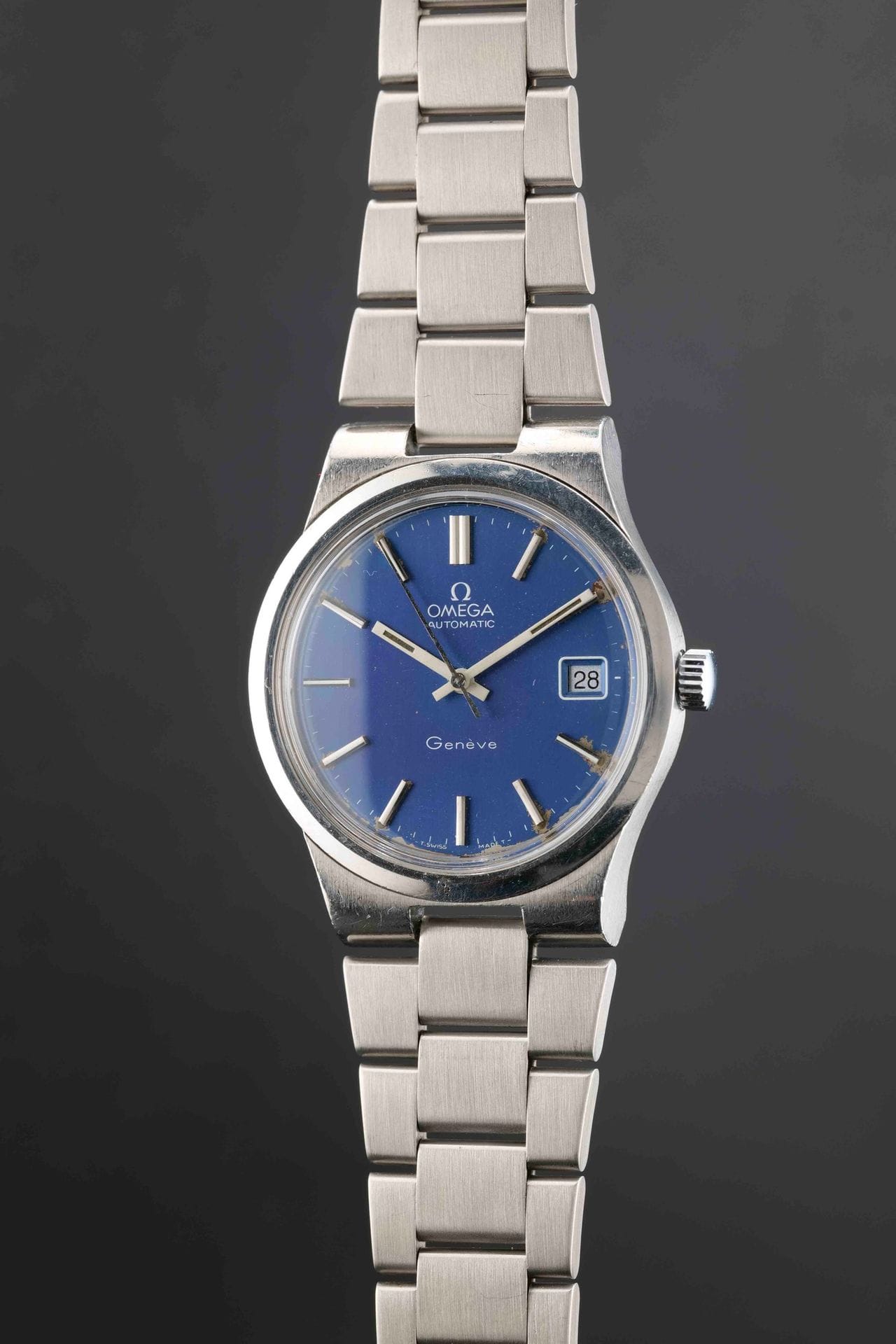 Omega Genève 166.0173 Stainless steel Silver 1974 | The Watch