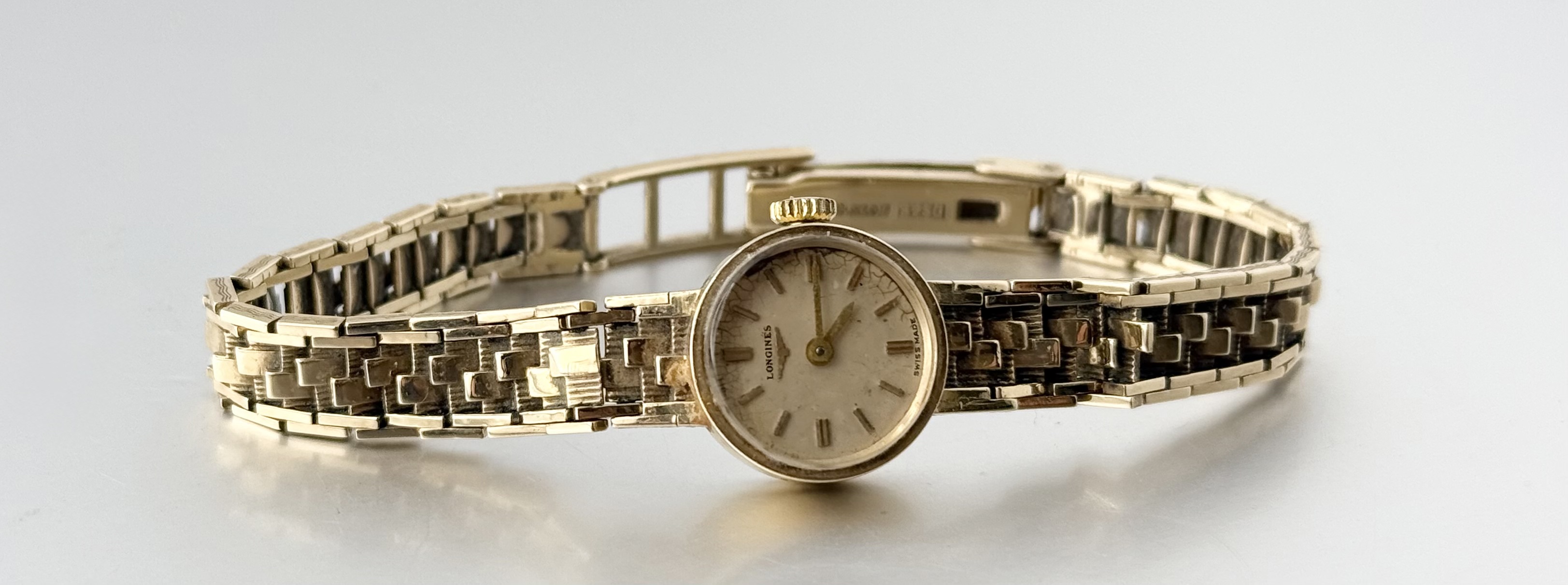 Longines MZ5712 Yellow gold 1980 Cyprus | Dealer | EveryWatch