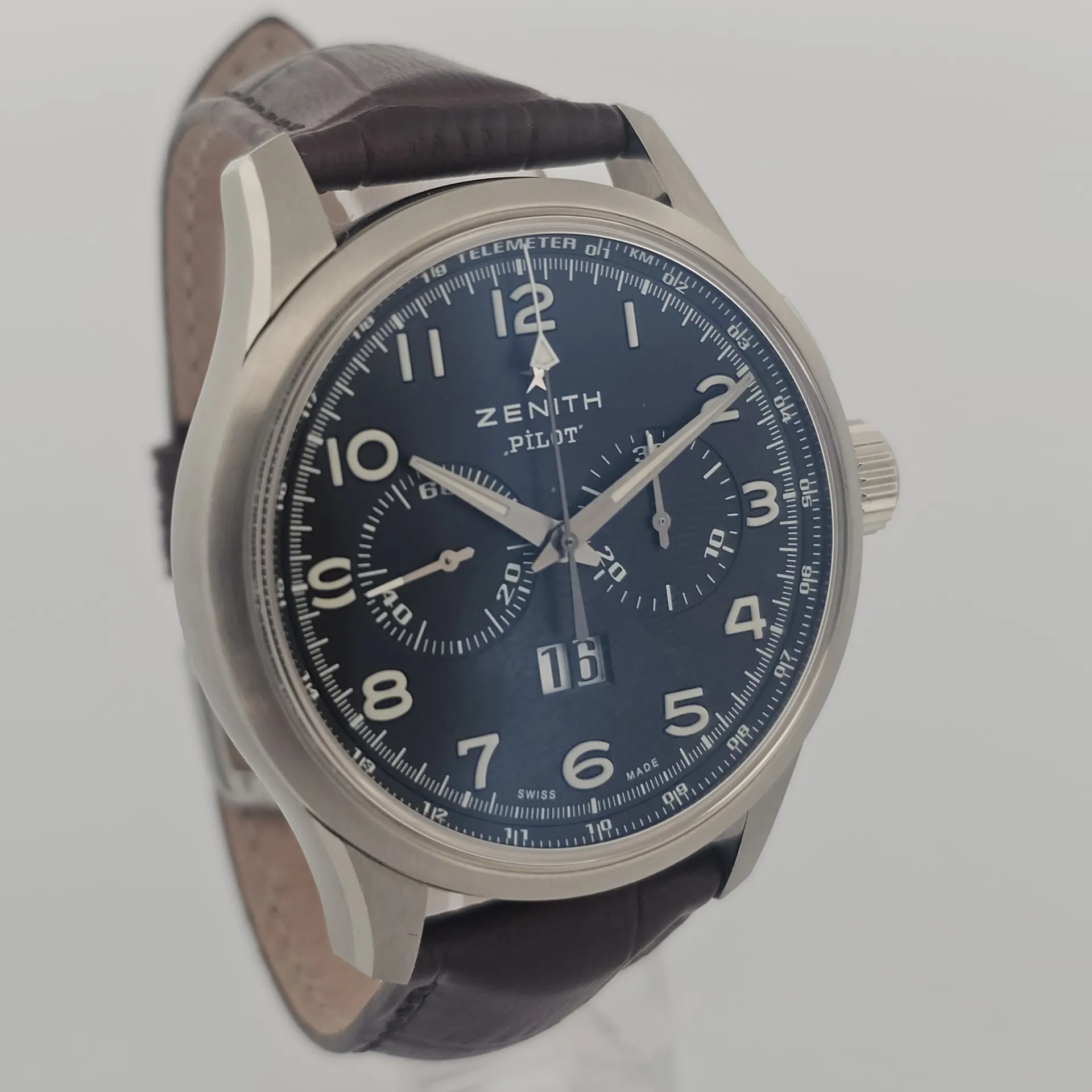 4c　ハンデス　ゼーロ Zenith El Primero 17.0240.410/01 Rose gold | Dealer | EveryWatch