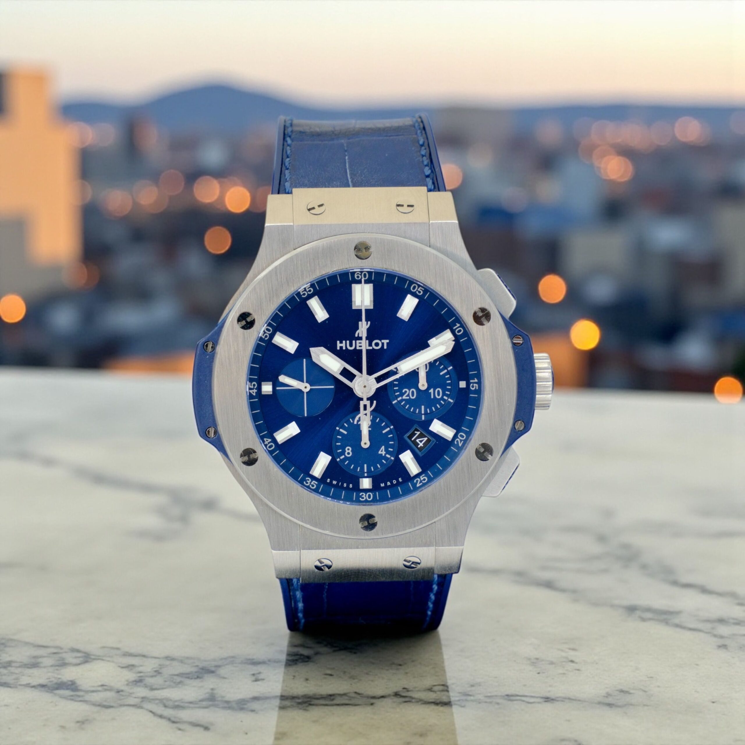 Hublot Big Bang 301.SX.7170.LR Stainless steel Blue | Dealer