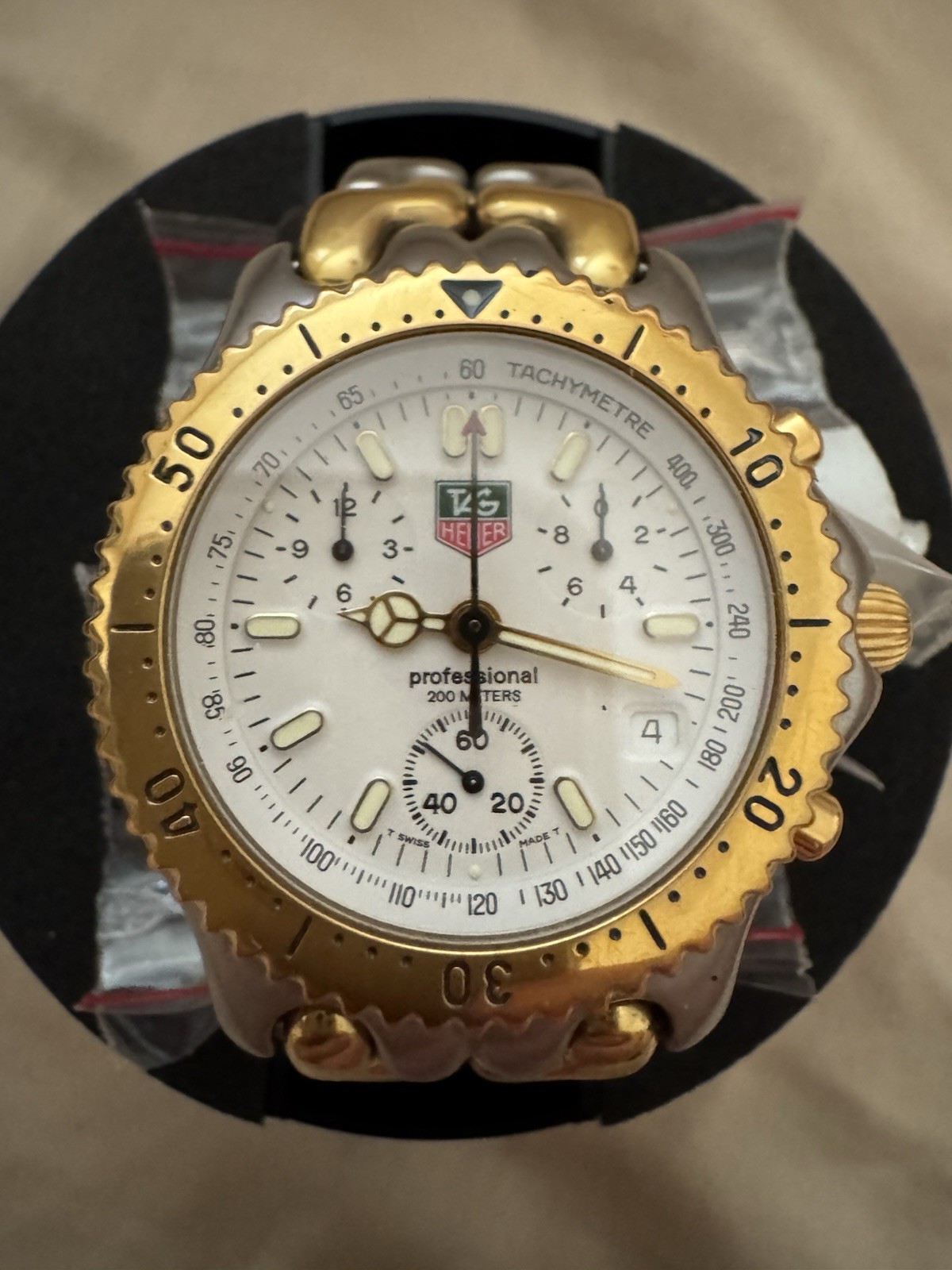 TAG Heuer Professional CG1123-0 Cream 1990 United Kingdom