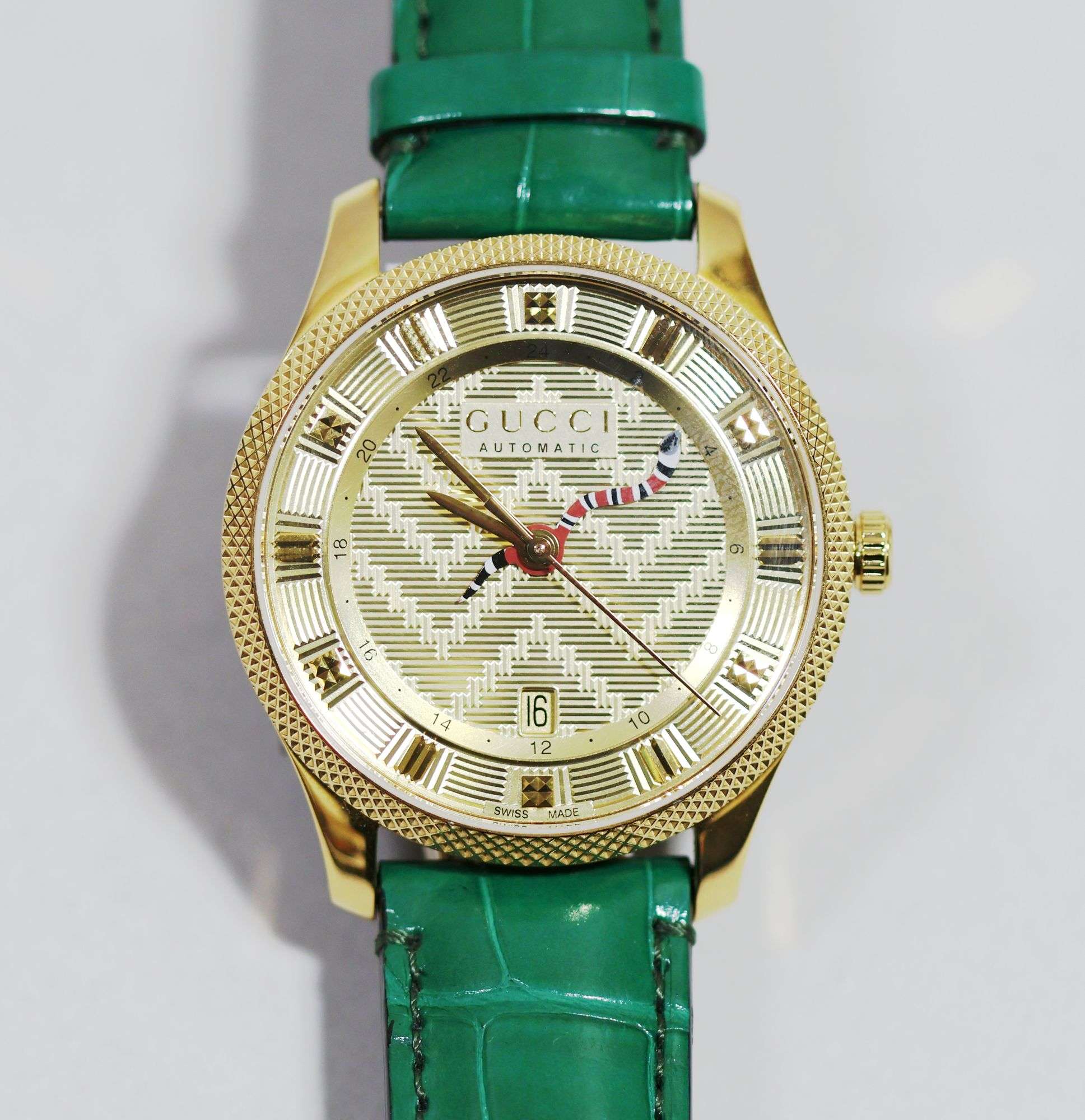 Gucci G-Timeless YA1265022 PVD Silver Germany | Dealer | EveryWatch