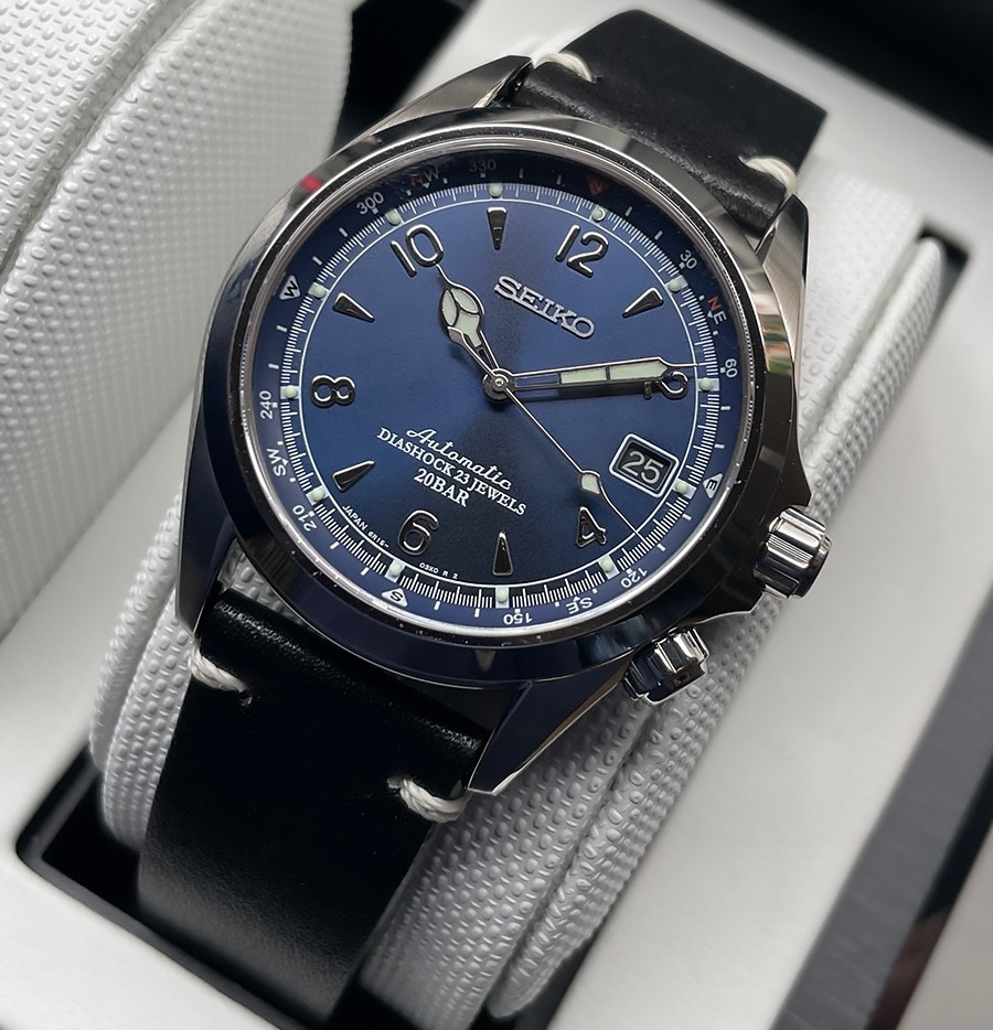 Seiko Alpinist 6R15-00E0 Stainless steel Black | Dealer | EveryWatch