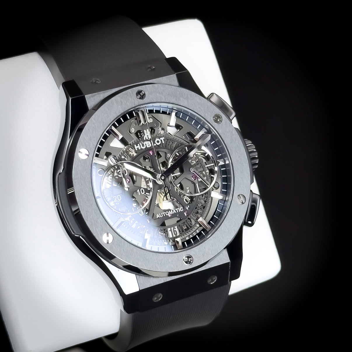 Hublot Classic Fusion 521.NX.7170.LR Titanium Blue | Dealer 