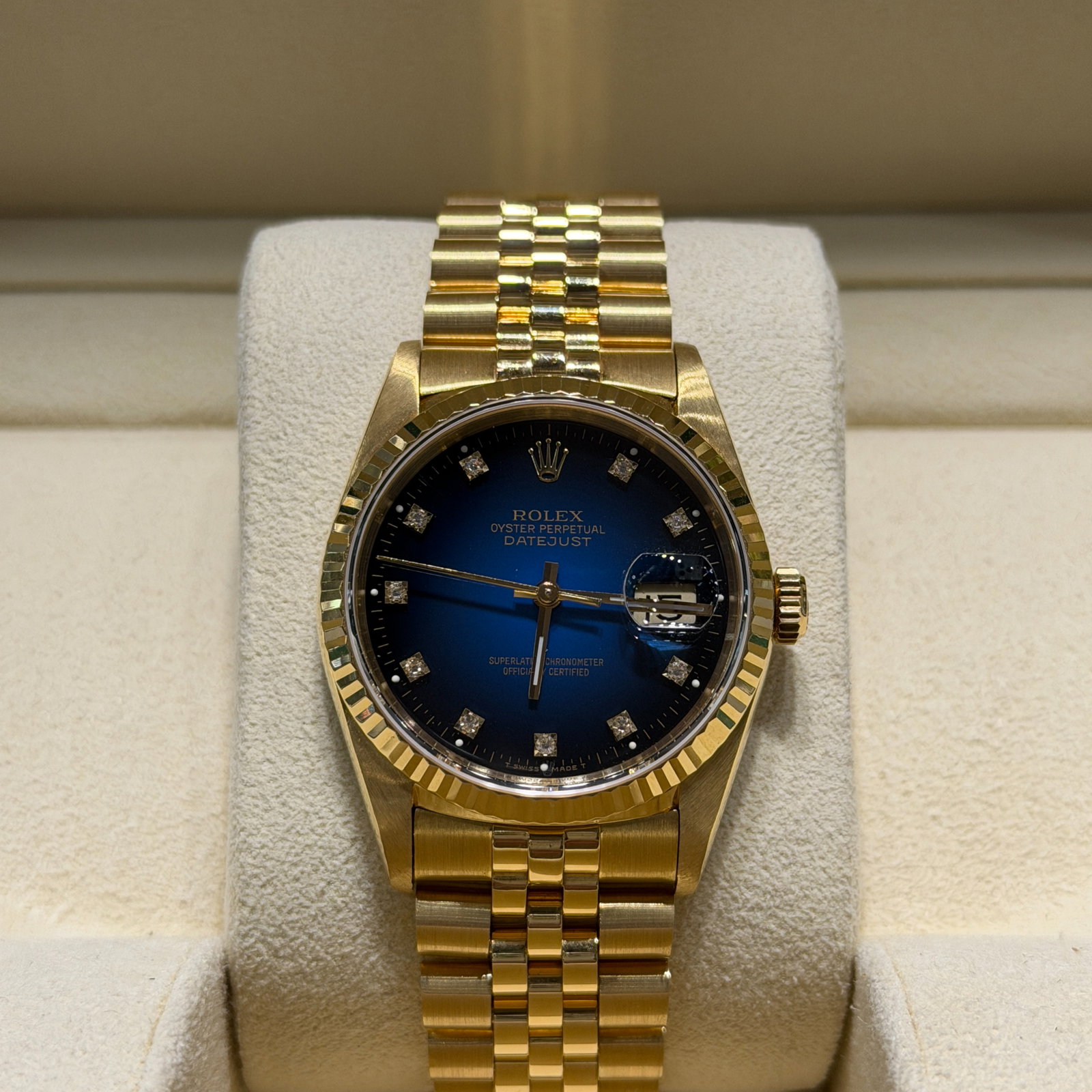 Rolex Datejust 16238 Yellow gold | Dealer | EveryWatch